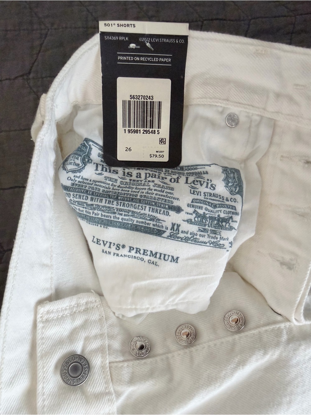 NWT Levi's 501 Women's High Rise White Denim Cut Off Frayed Distressed Short W26 - Picture 10 of 15